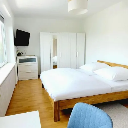 Stilvolles Mit Balkon ווילהלמסהאבן