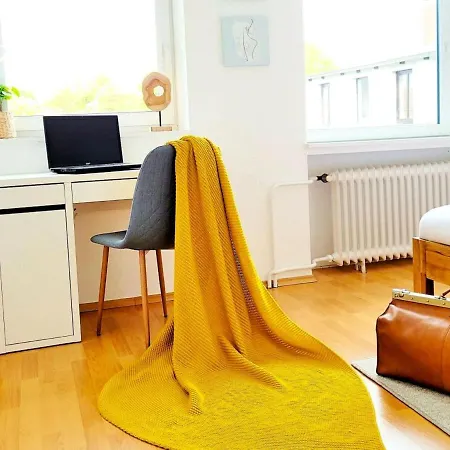 Stilvolles Mit Balkon ווילהלמסהאבן