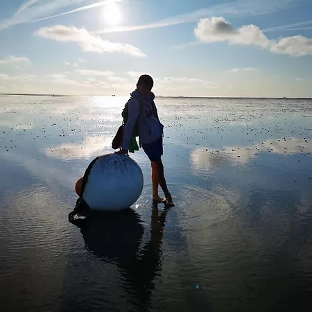 Stilvolles Mit Balkon ווילהלמסהאבן